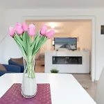 Haus Eva Mar Am 7 טימנדורפר שטרנד
